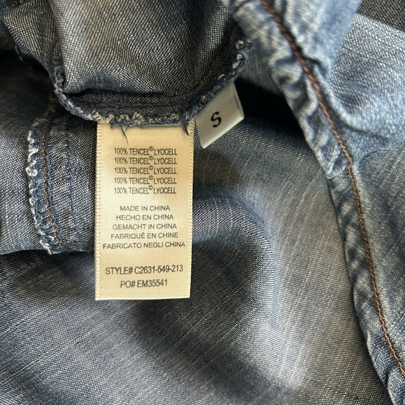 Cloth and Stone Denim Chambray Split Back Button Down Top Sz XS excellent cond - Picture 13 of 14